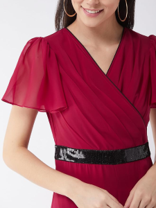 Miss Chase Women's Solid Relaxed Fit Short Sleeve V-Neck Jumpsuit with Pockets